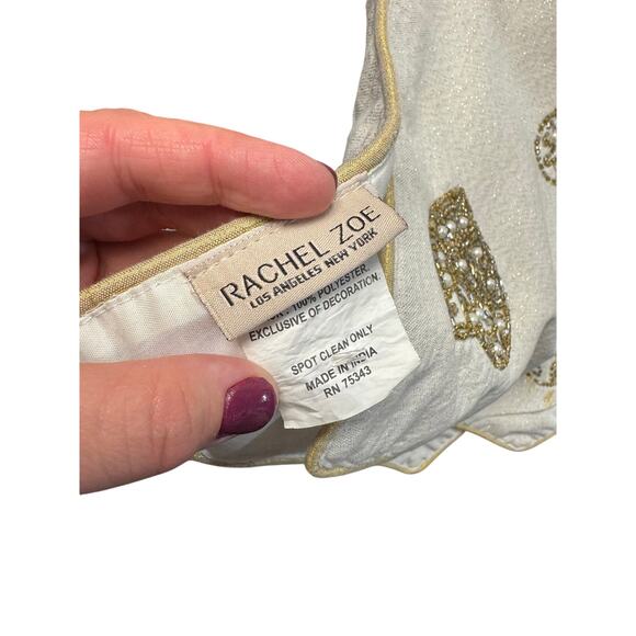 Table Runner / Hearts / Valentine's Day / White and Gold tone/ Rachel Zoe/ EUC - Picture 4 of 4